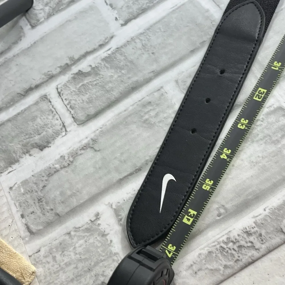 Nike Swoosh Black Belt Baseball Golf Adjustable Elastic Stretch One Size Fit All